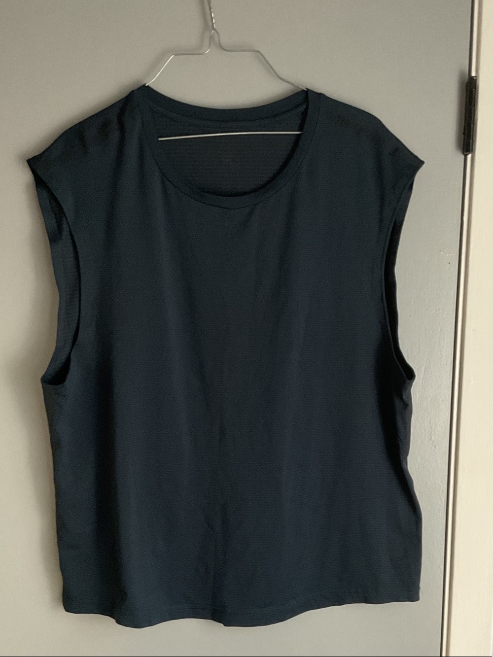 lululemon athletica Navy Sleeveless Muscle Tank